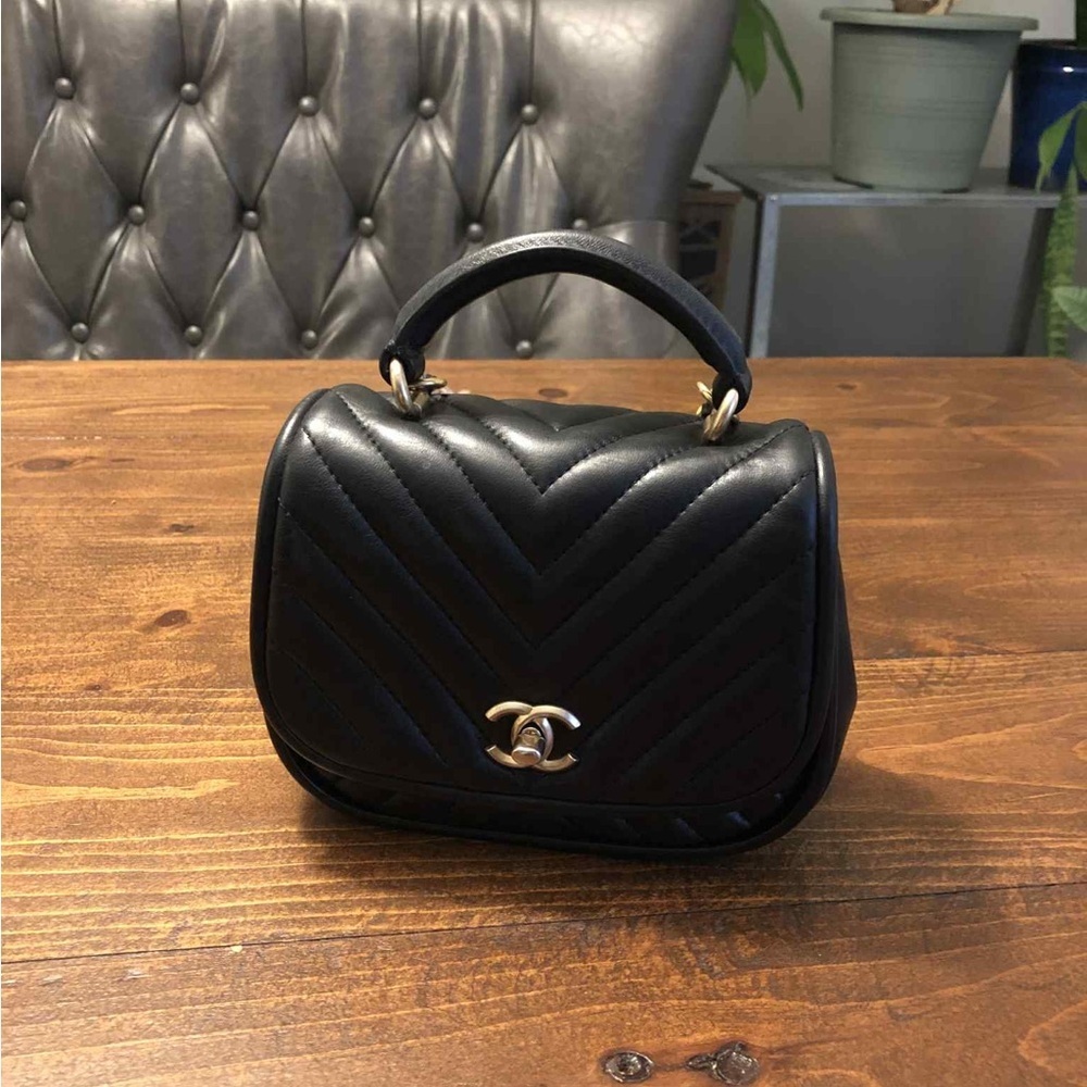 Chanel Black Quilted Mini Calfskin Leather Handbag - Picture 2 of 16